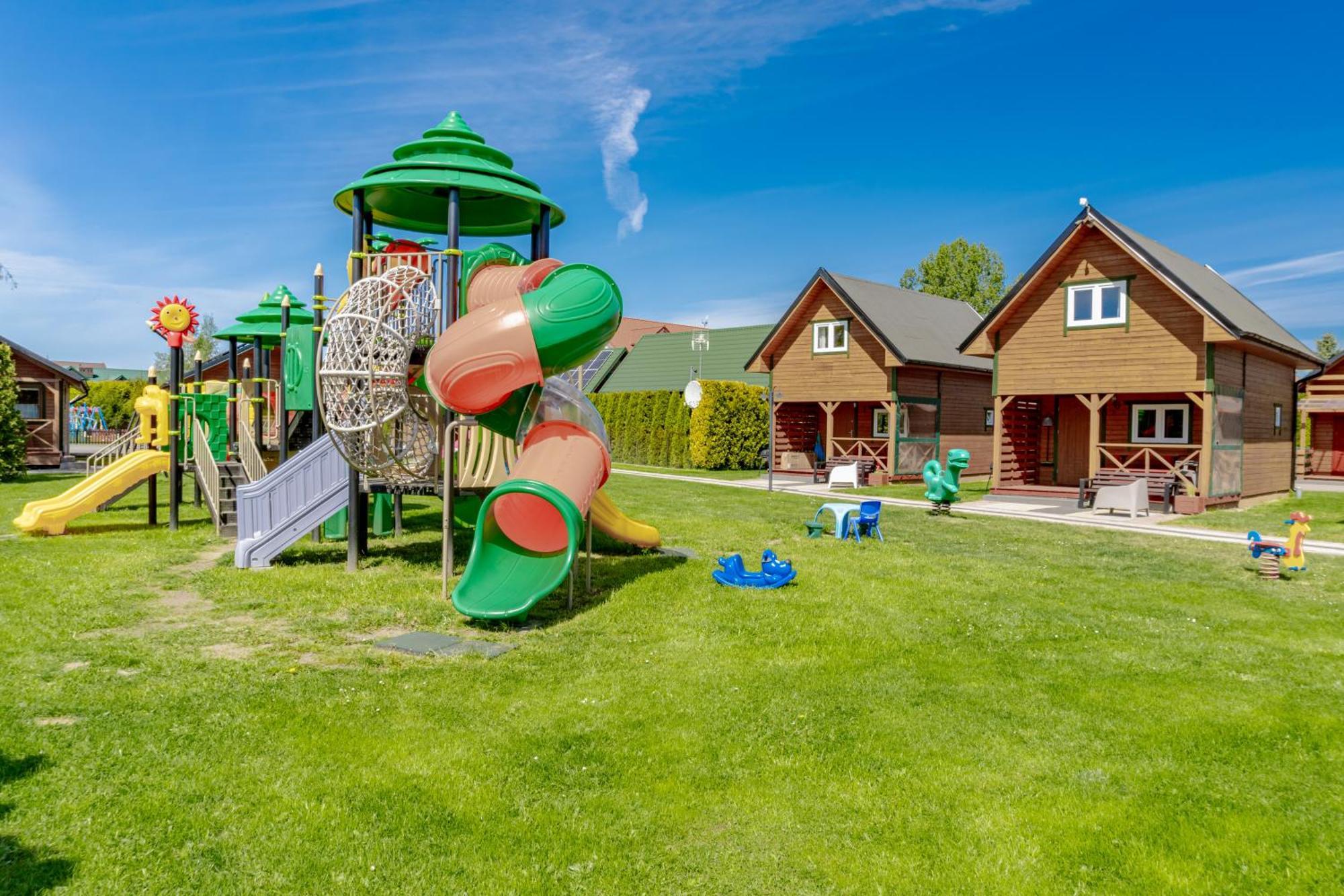 Domki Morena - Rodzinne Domki Blisko Plazy Karwia Exterior foto